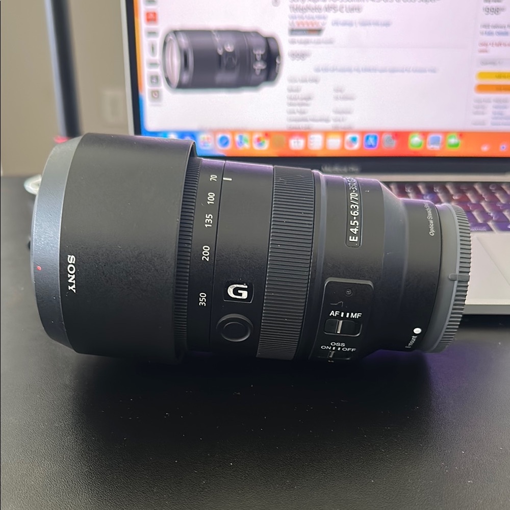 Sony Alpha 70-350mm F4.5-6.3 G OSS Super-Telephoto APS-C Lens Black Camera Lens